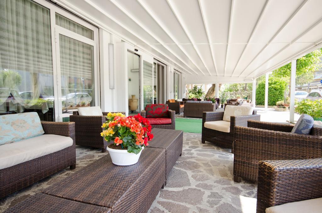 Hotel Vallechiara Lido Di Savio Dış mekan fotoğraf
