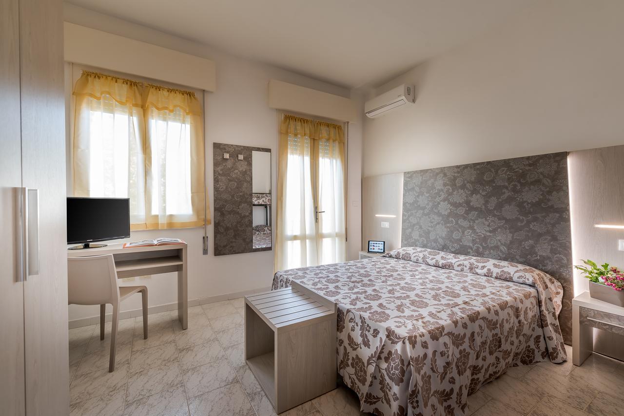 Hotel Vallechiara Lido Di Savio Dış mekan fotoğraf