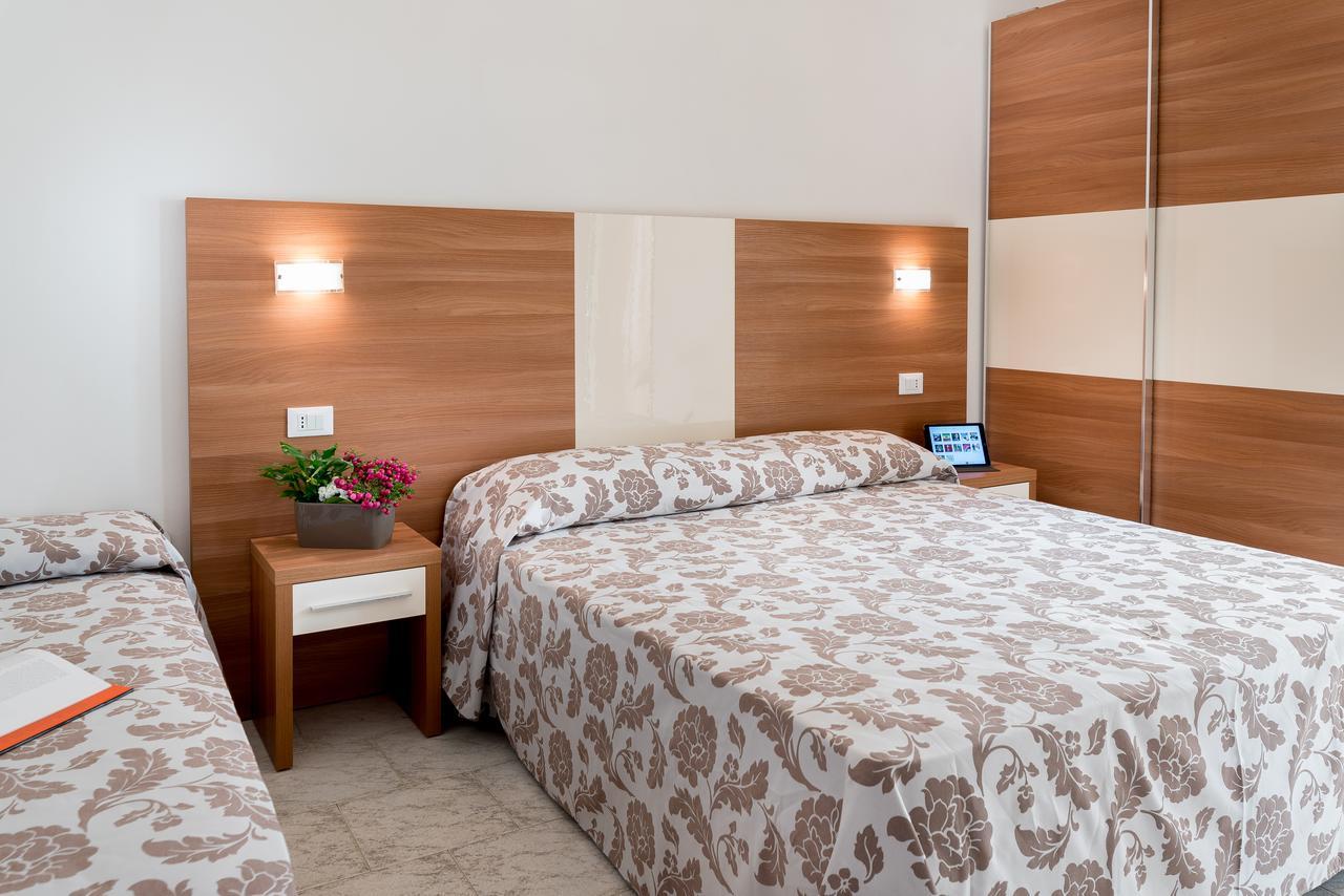 Hotel Vallechiara Lido Di Savio Dış mekan fotoğraf